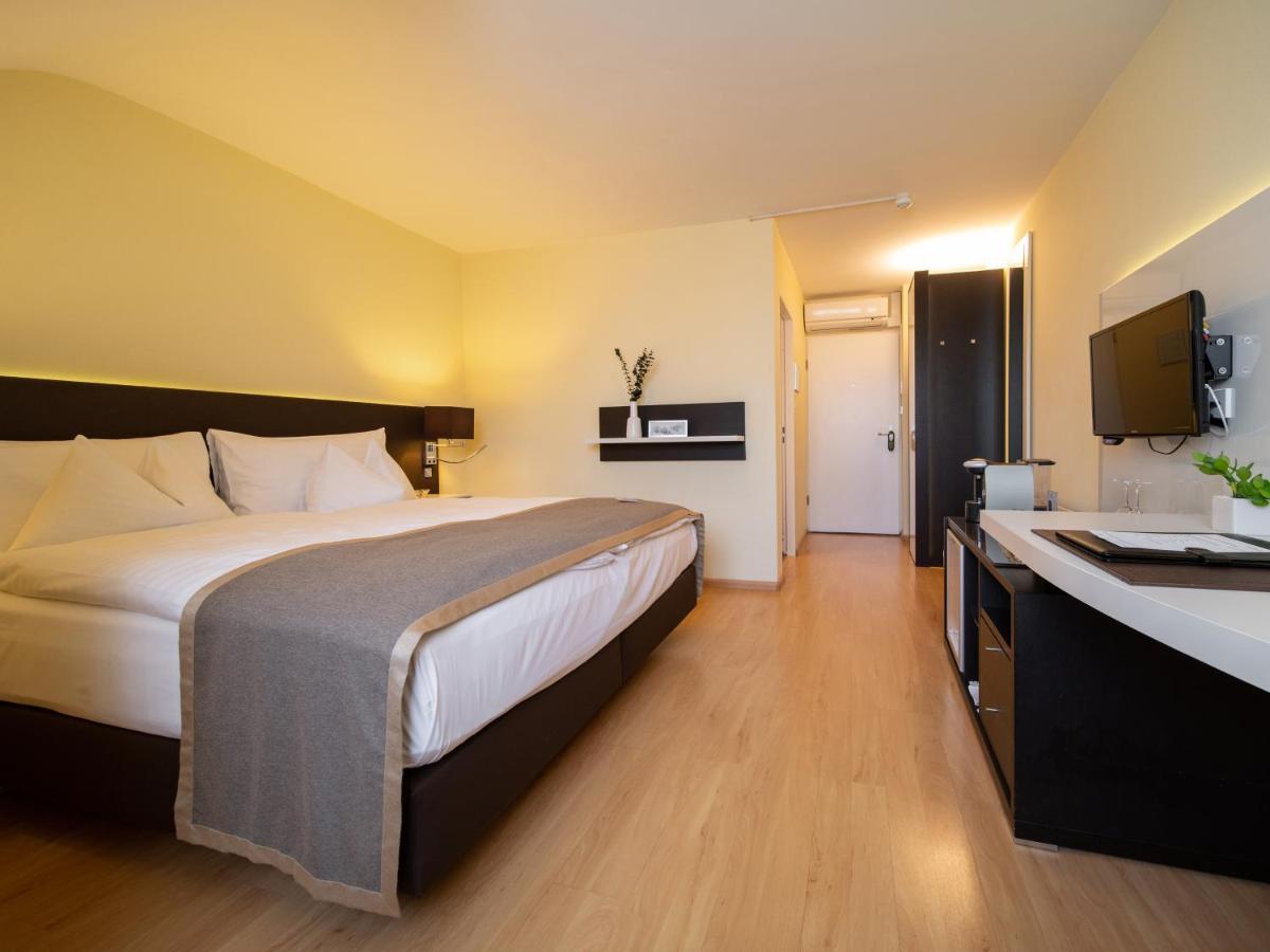 Hotel Spalentor - Ihr Sympathisches Stadthotel Basilea Esterno foto