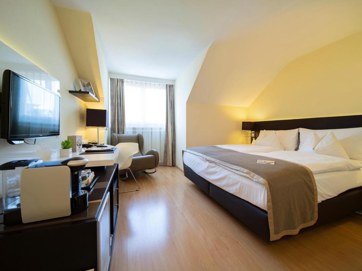 Hotel Spalentor - Ihr Sympathisches Stadthotel Basilea Esterno foto