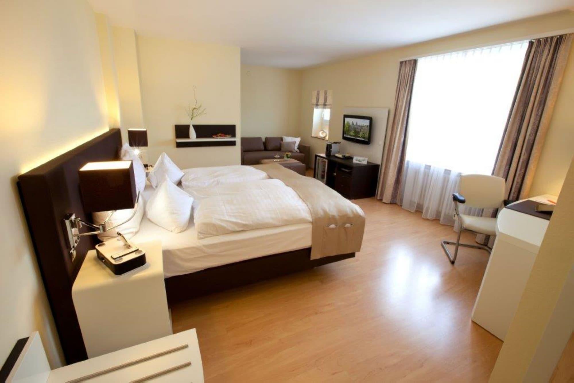 Hotel Spalentor - Ihr Sympathisches Stadthotel Basilea Esterno foto