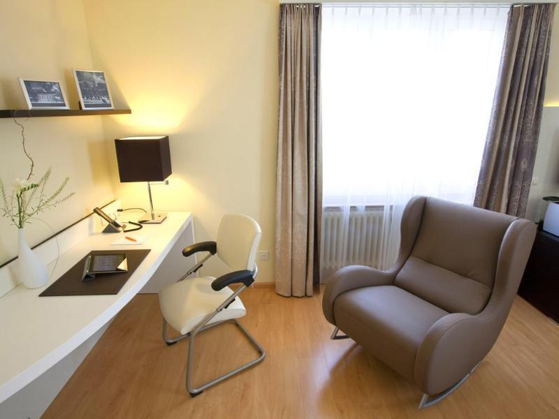Hotel Spalentor - Ihr Sympathisches Stadthotel Basilea Esterno foto