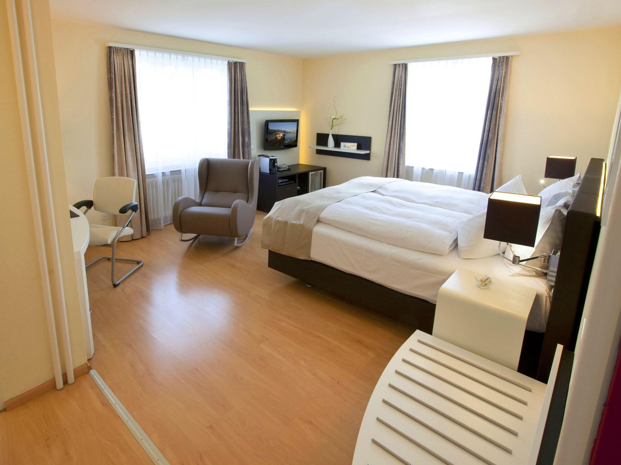 Hotel Spalentor - Ihr Sympathisches Stadthotel Basilea Esterno foto
