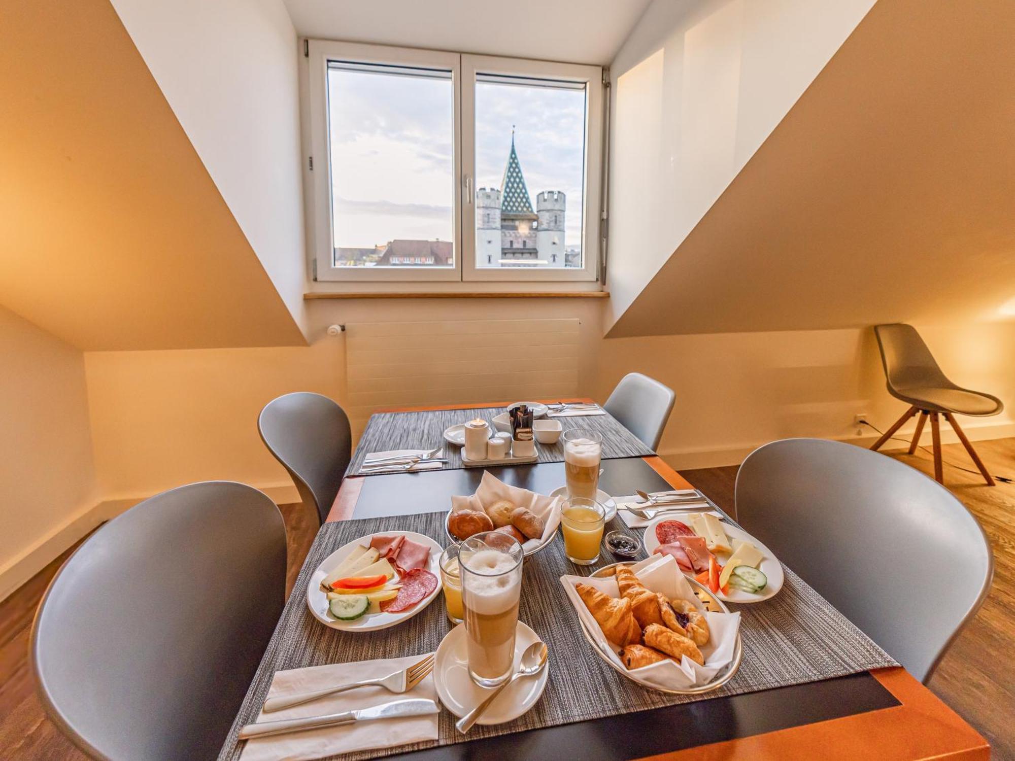 Hotel Spalentor - Ihr Sympathisches Stadthotel Basilea Esterno foto